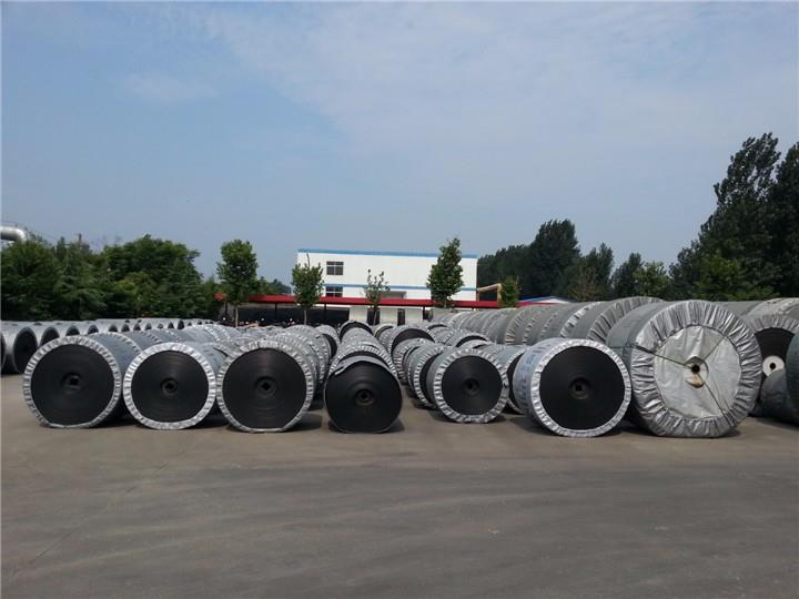 如何延長帆布分層輸送帶的使用壽命(圖1) 如何延長帆布分層輸送帶的使用壽命(圖1)