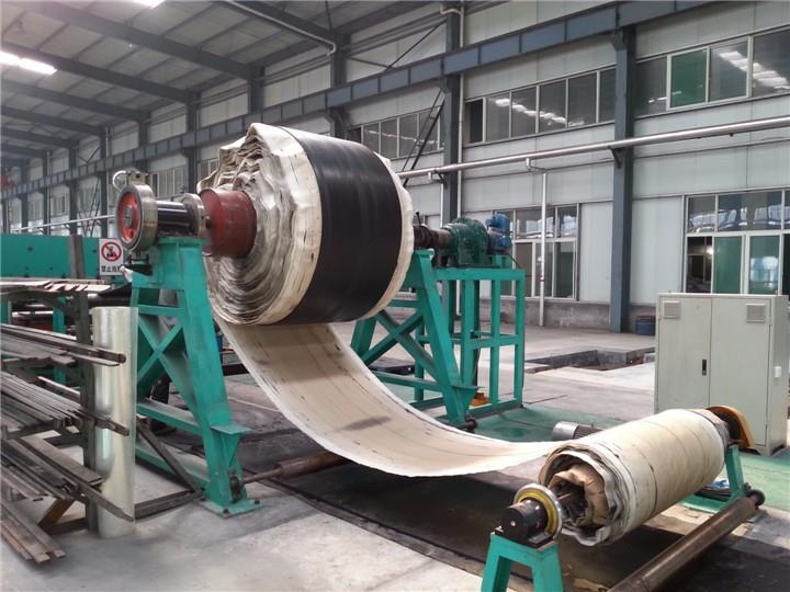 防止鋼絲繩芯輸送帶的縱裂事故，技巧掌握很重(圖1)