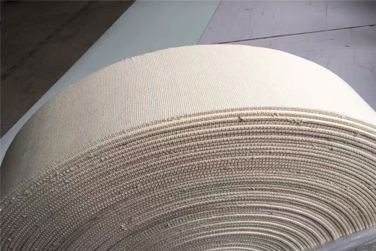 帆布分層輸送帶長期使用易變長 究竟是何因所致(圖3)